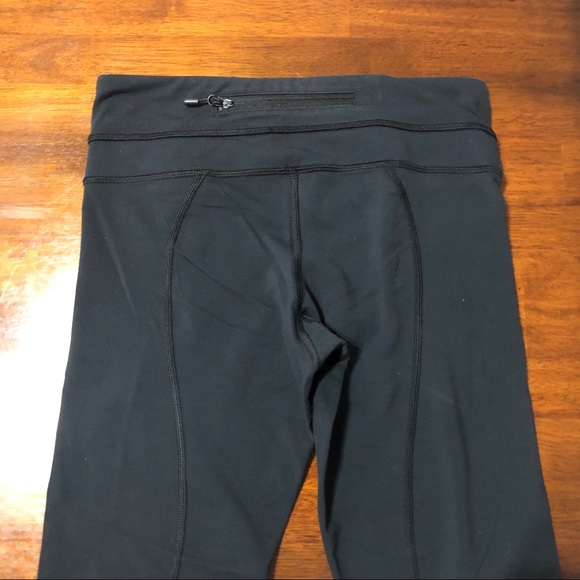 *SOLD* Lululemon Leggings 🍋 - Picture 6 of 7